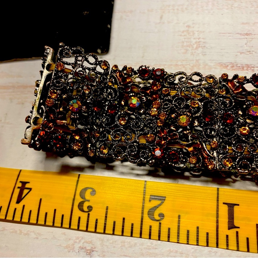 Premier Design stretch Bracelet - Picture 11 of 11